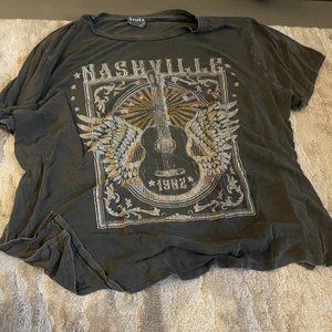 Arula Tops | Arula Nashville Boyfriend Tee in WASHED-BLACK